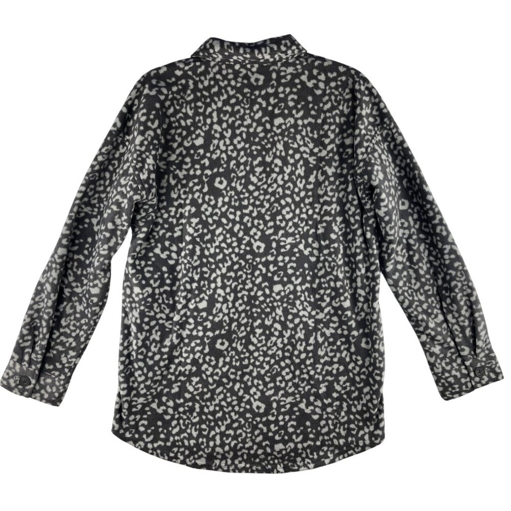 Maurices Medium Gray & White Leopard Print Button-Up Fleece Shacket  w pockets - Picture 2 of 10